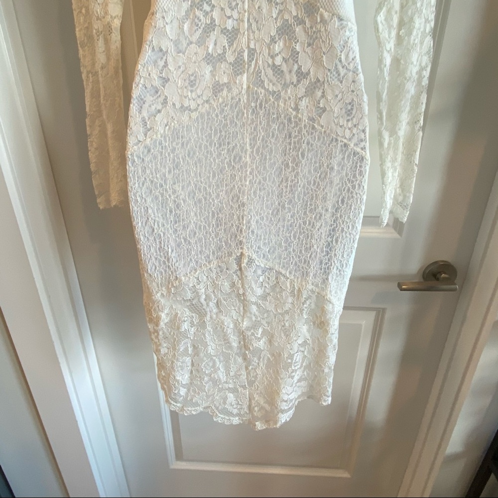 Off White Patchwork Lace Long Sleeve Bodycon Dress - image 6